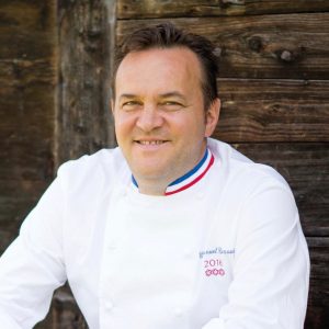 Photo de emmanuel renaut, intervenant des conférences, temps forts du salon HORECALPES, au déjeuner Bocuse d'Or